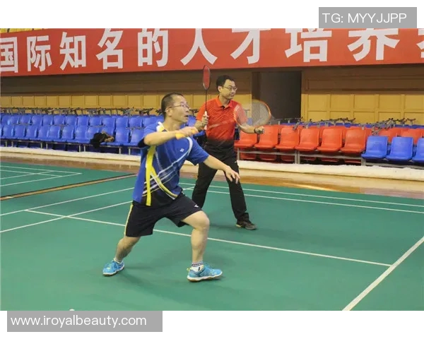 周敏独家分享羽毛球技巧与心得助你提升竞技水平与乐趣