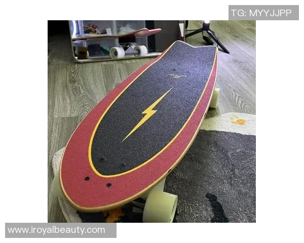 周丽独家分享滑板技巧与心得体会助你轻松掌握滑板运动乐趣