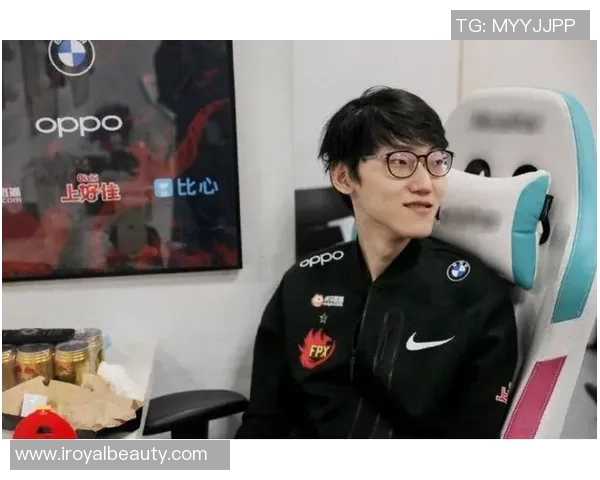 对话黄秀英：回顾她在英雄联盟中的辉煌历程与心路历程