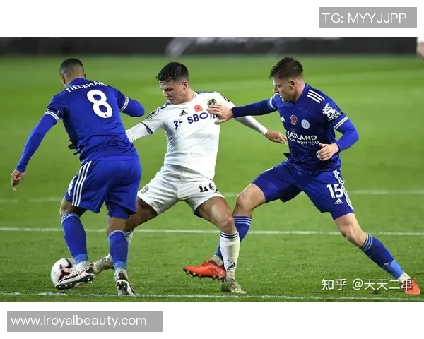 利物浦主场迎战利兹联精彩对决全场回顾与分析