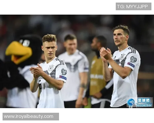 天下足球巅峰对决德国队与意大利队的经典较量回顾与展望 天下足球巅峰对决德国队与意大利队的经典较量回顾与展望