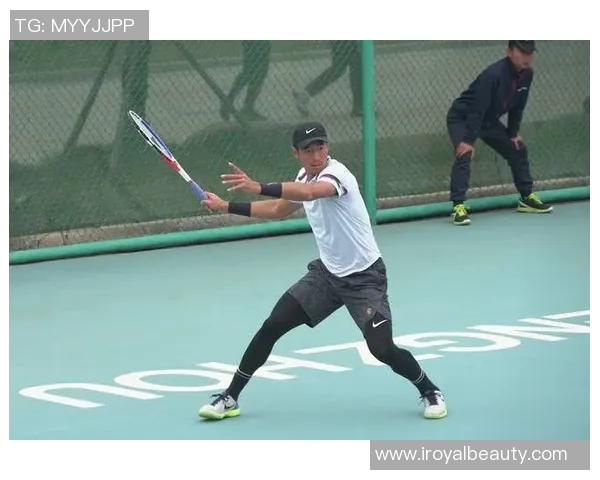 重庆网球队以78分领跑邀请赛积分榜展现强劲实力与团队合作精神