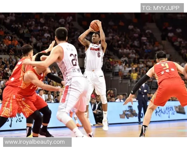 马尚布鲁克斯的篮球之路与职业生涯的辉煌成就探秘