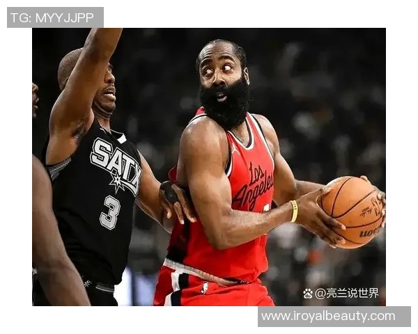 马刺与快船激战回顾球员表现分析与未来展望 马刺与快船激战回顾球员表现分析与未来展望