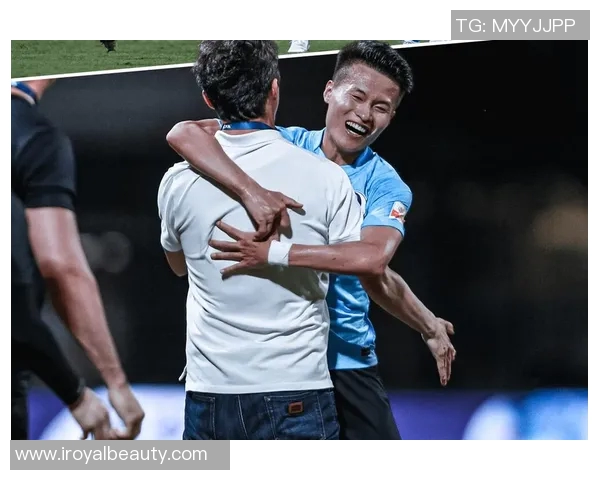 黄强专访:畅谈网球生涯与未来展望的精彩旅程 黄强专访:畅谈网球生涯与未来展望的精彩旅程