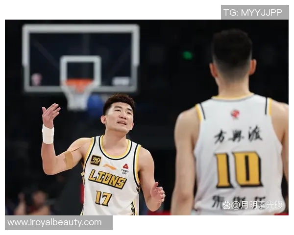 2017年CBA新疆队与广东队激战回顾精彩瞬间与战术分析 2017年CBA新疆队与广东队激战回顾精彩瞬间与战术分析